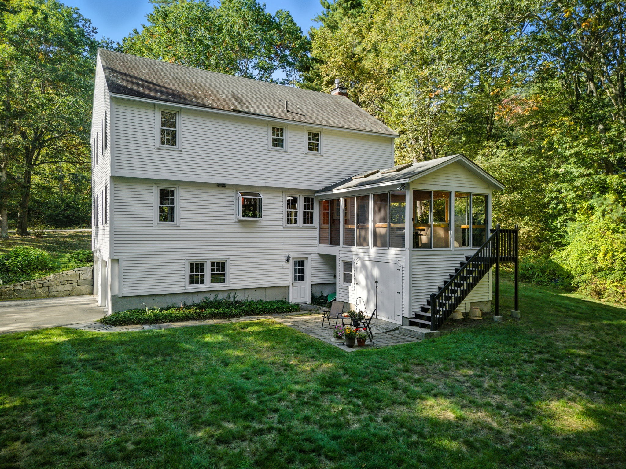  16 Williamsburg Drive - 物件實景