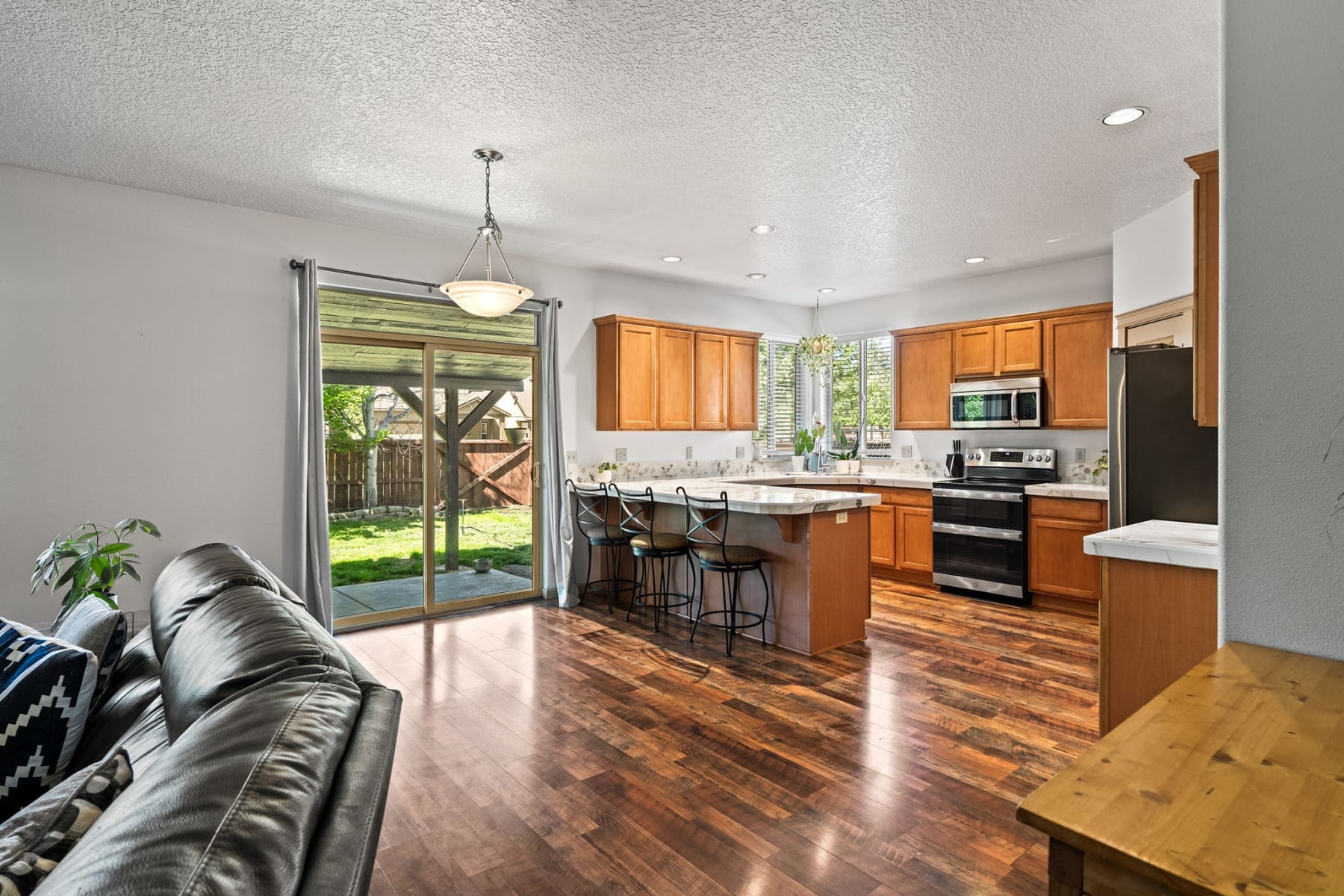  2847 SW Indian Place Redmond, OR 97756 - 物件實景