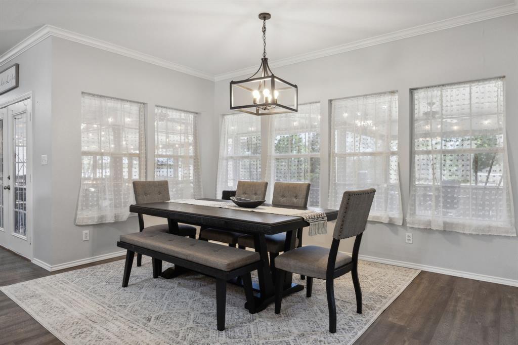 Quinlan, Texas, 75474, United States, 5 Bedrooms Bedrooms, ,3 BathroomsBathrooms,Residential,For Sale,1828402