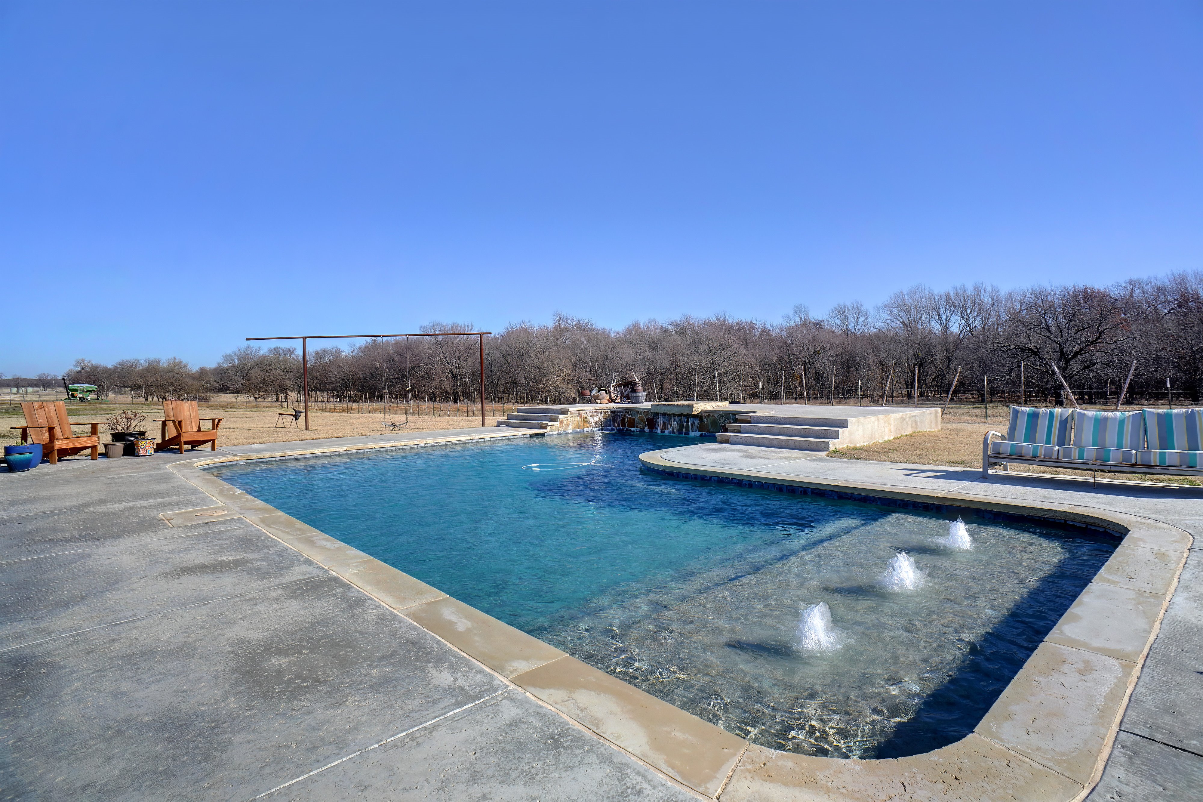 Bridgeport, Texas, 76426, United States, 4 Bedrooms Bedrooms, ,3 BathroomsBathrooms,Residential,For Sale,1701236