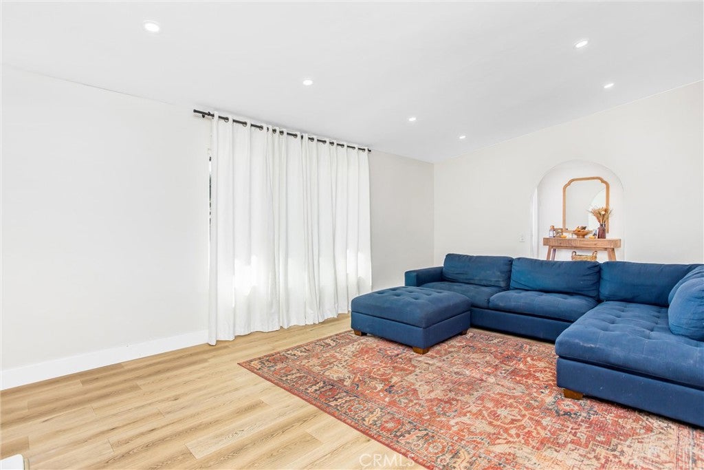 Yucaipa, California, 92399, United States, 7 Bedrooms Bedrooms, ,5 BathroomsBathrooms,Residential,For Sale,1975873