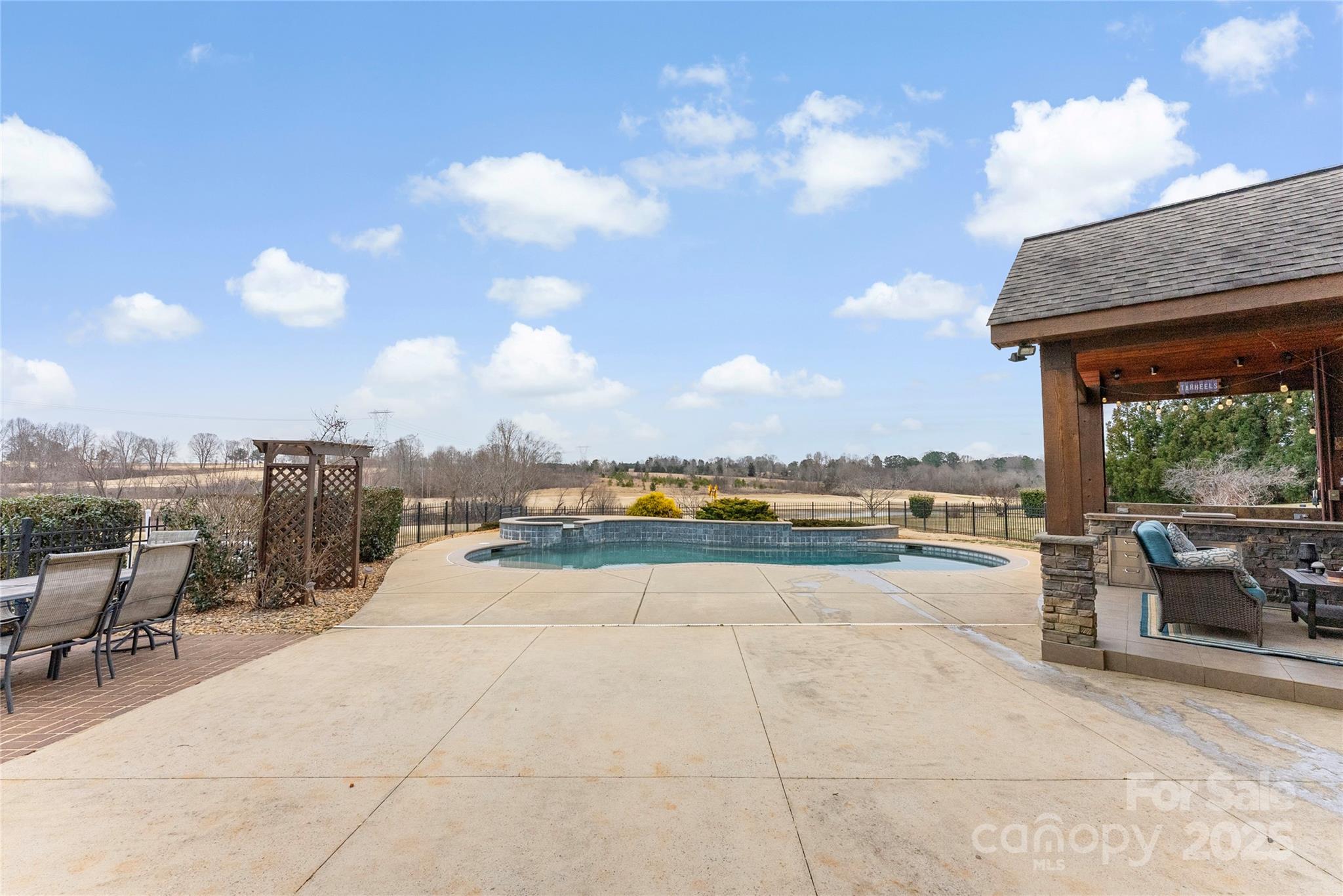 Shelby, North Carolina, 28150, United States, 5 Bedrooms Bedrooms, ,5 BathroomsBathrooms,Residential,For Sale,1710055