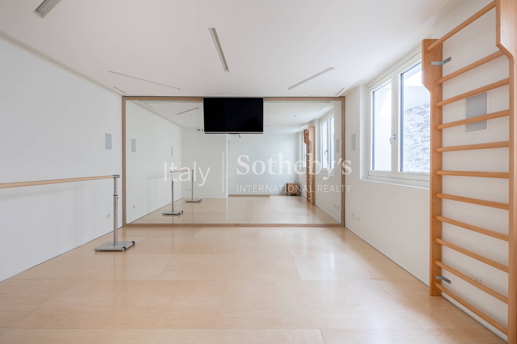  Elegant minimalist high-tech and energy efficient villa - 物件實景
