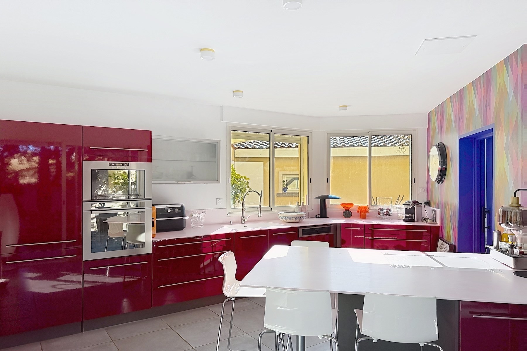  Renovated Contemporary California-Style Villa – Exceptional Features - 物件實景