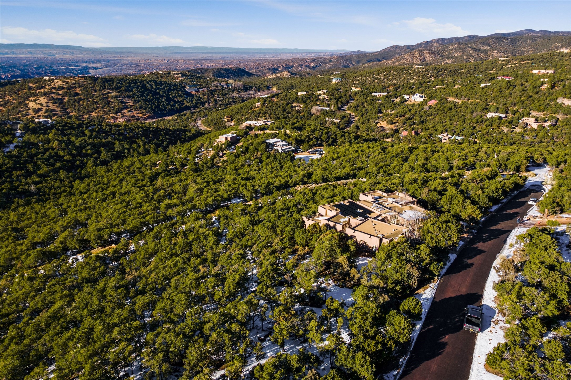  1135 S Summit Drive - 物件實景