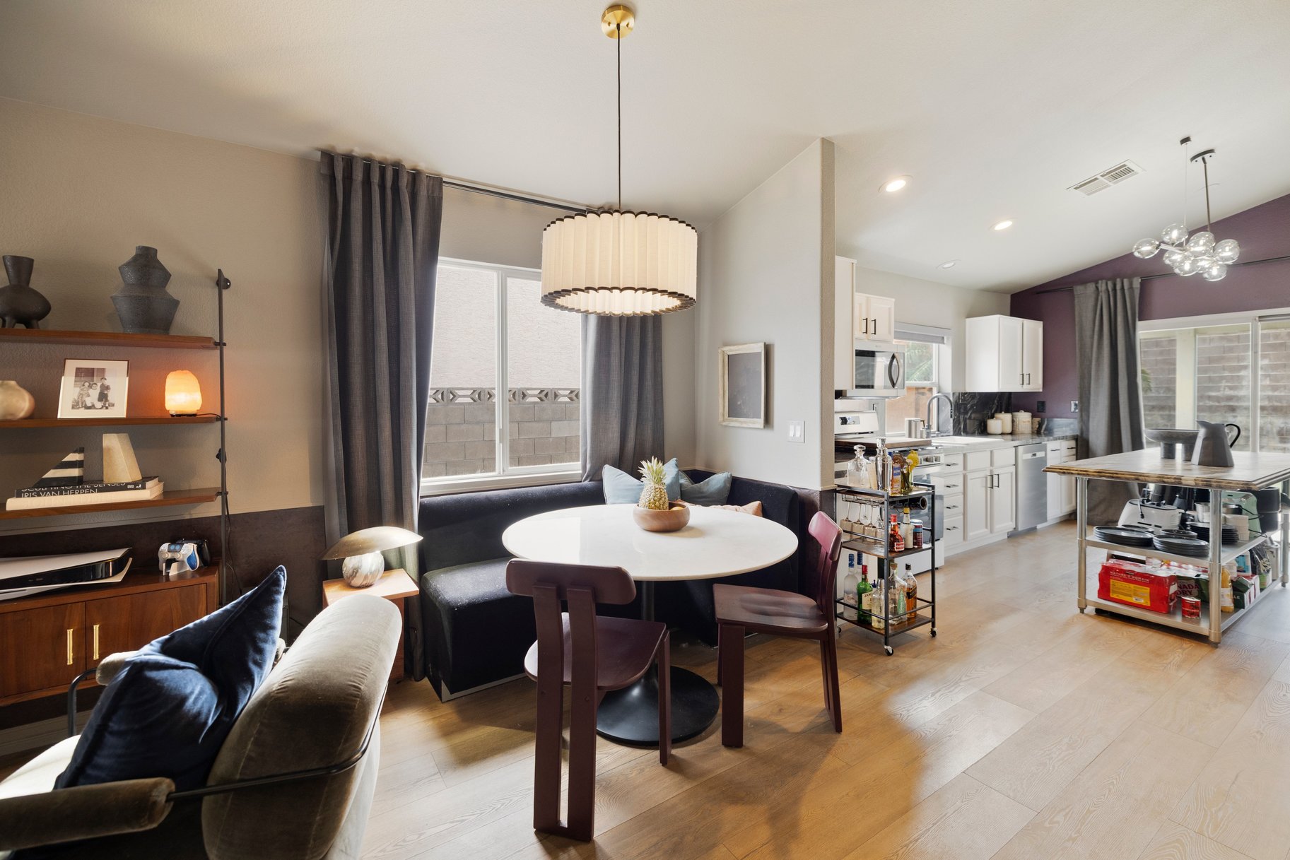  A Television-Featured Designer Transformation - 物件實景