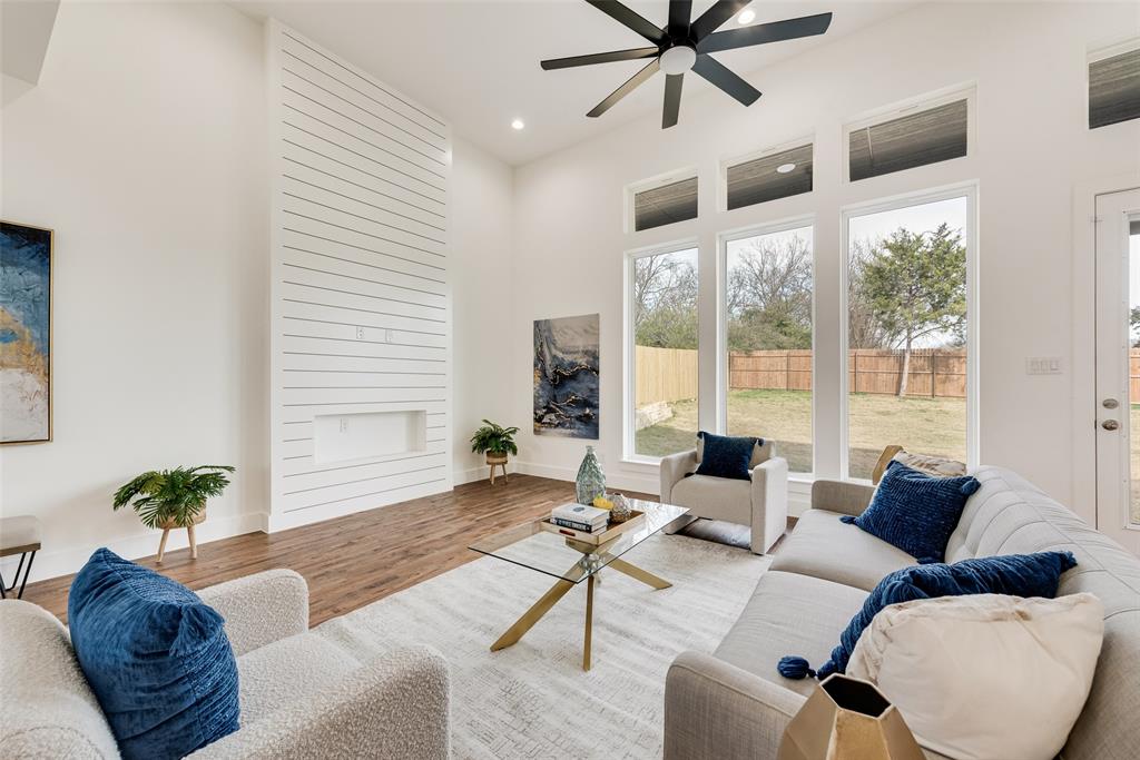 Dallas, Texas, 75232, United States, 4 Bedrooms Bedrooms, ,4 BathroomsBathrooms,Residential,For Sale,2009985