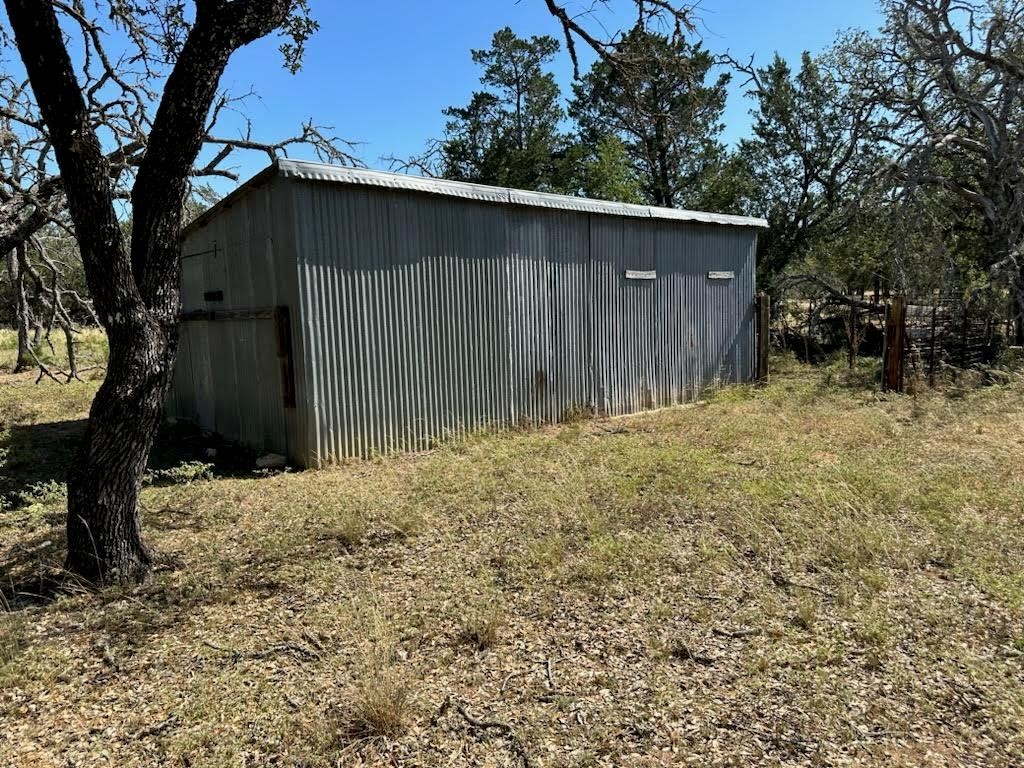 Fredericksburg, Texas, 78624, United States, 4 Bedrooms Bedrooms, ,2 BathroomsBathrooms,Residential,For Sale,1869551