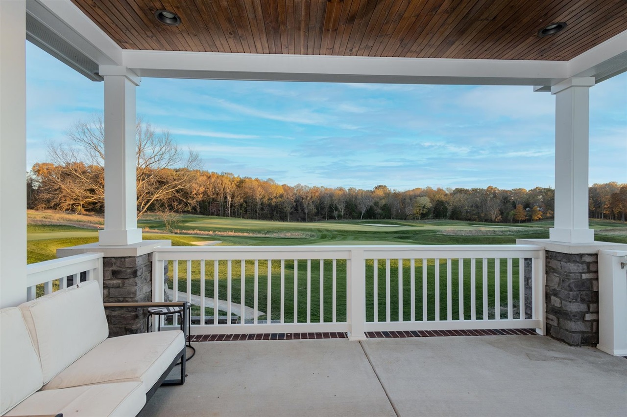 Bowling Green, Kentucky, 42103, United States, 4 Bedrooms Bedrooms, ,5 BathroomsBathrooms,Residential,For Sale,1991774