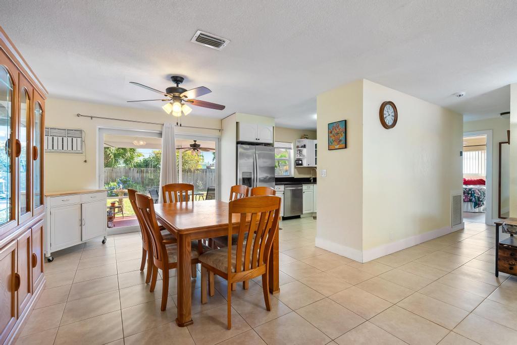 Deerfield Beach, Florida, 33441, United States, 2 Bedrooms Bedrooms, ,2 BathroomsBathrooms,Residential,For Sale,1995826