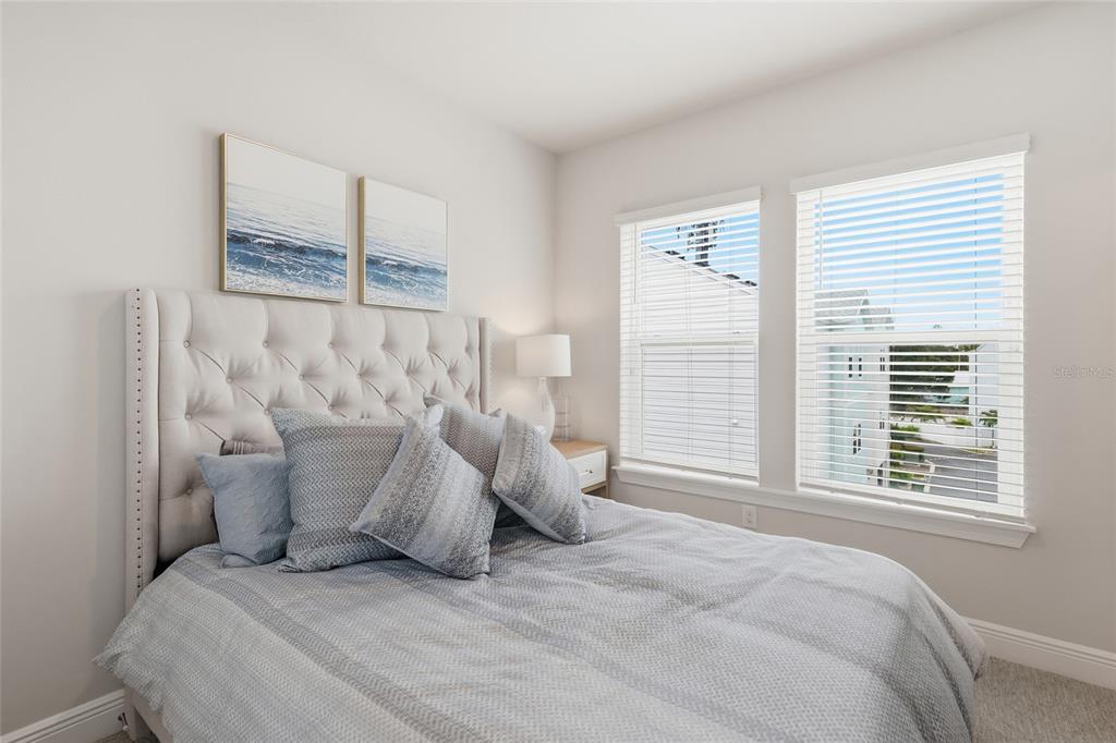 Sarasota, Florida, 34237, United States, 3 Bedrooms Bedrooms, ,4 BathroomsBathrooms,Residential,For Sale,1989213