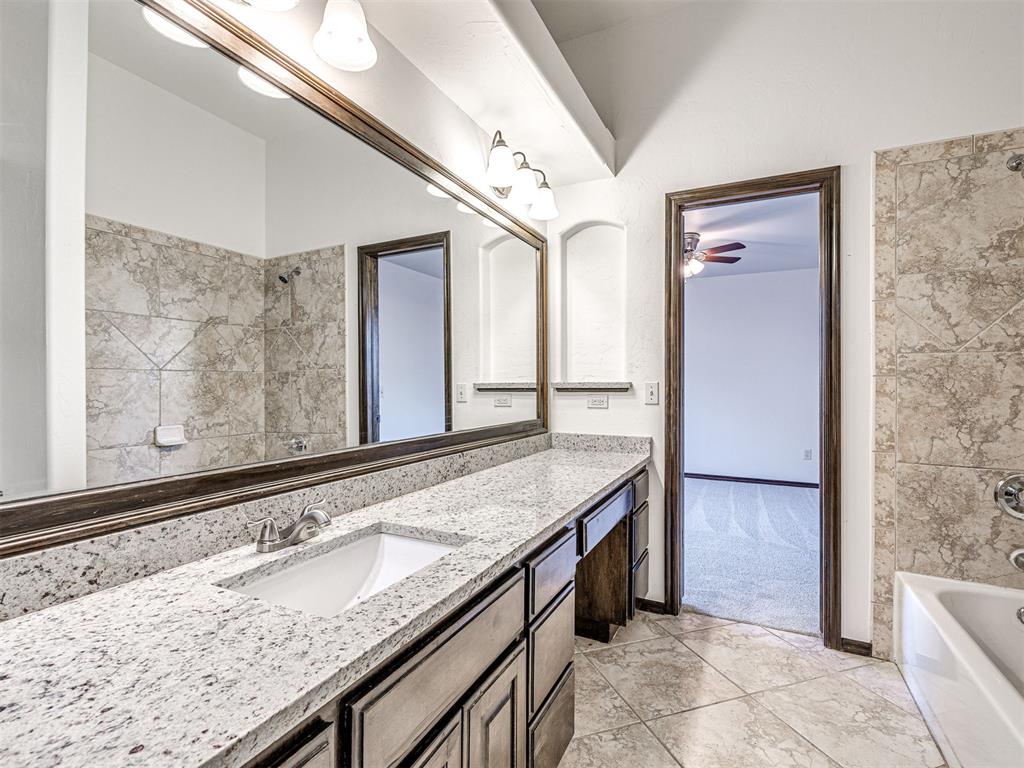 Edmond, Oklahoma, 73012, United States, 4 Bedrooms Bedrooms, ,3 BathroomsBathrooms,Residential,For Sale,1996470