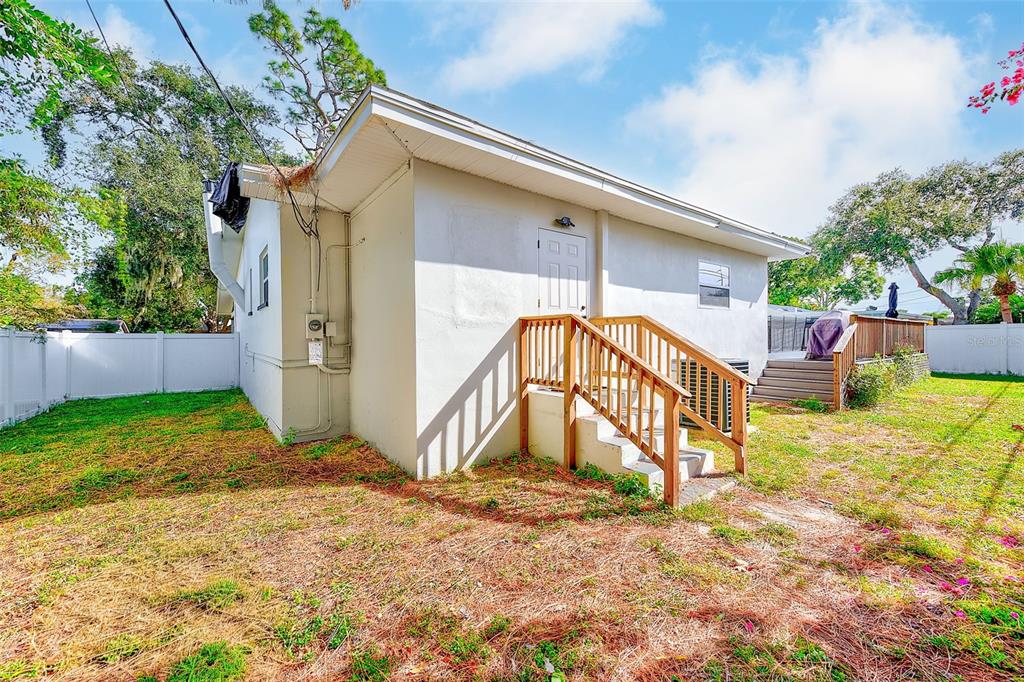 Largo, Florida, 33771, United States, 3 Bedrooms Bedrooms, ,2 BathroomsBathrooms,Residential,For Sale,1991349