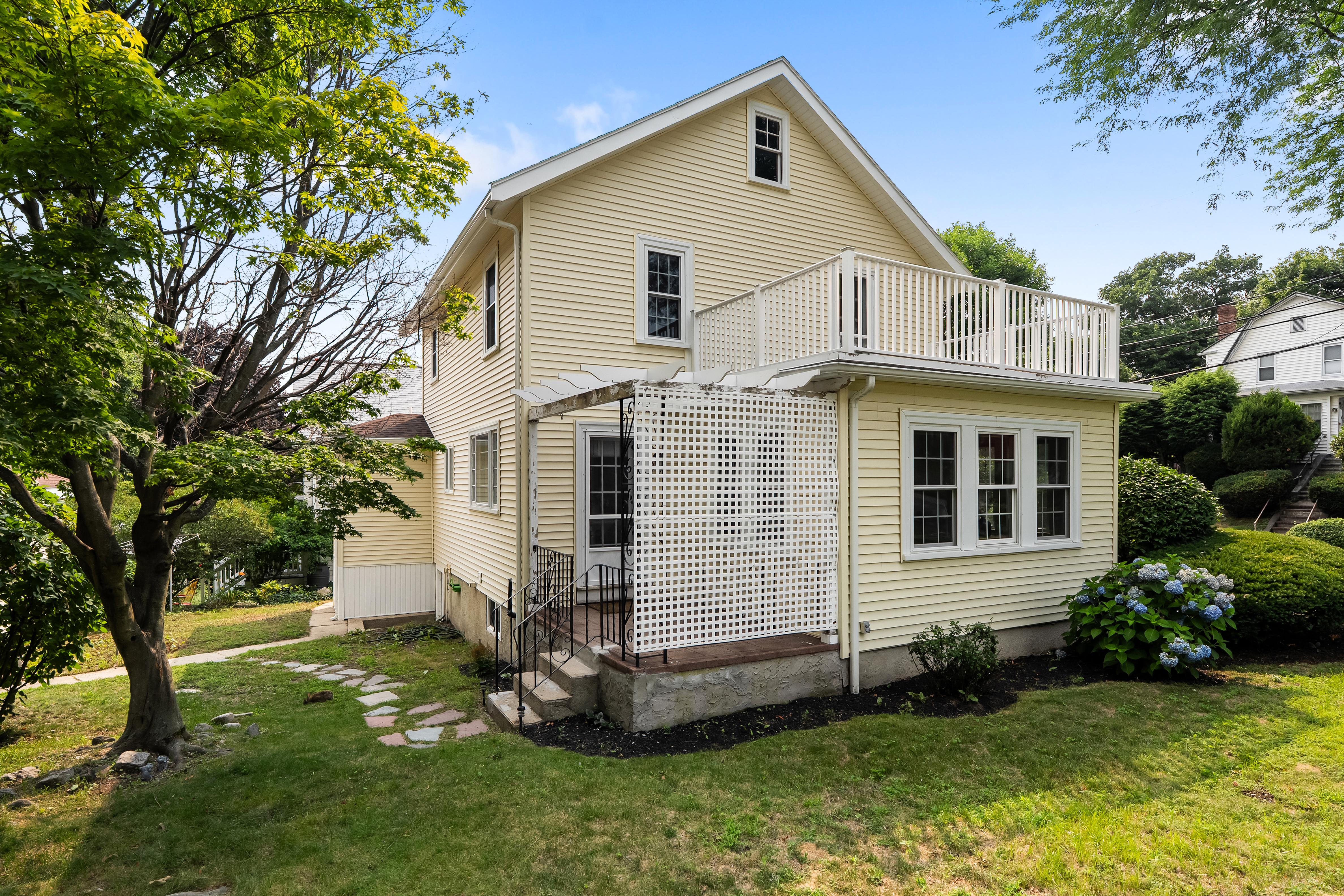  67 Ronald Road, Arlington, MA, 02474 - 物件實景