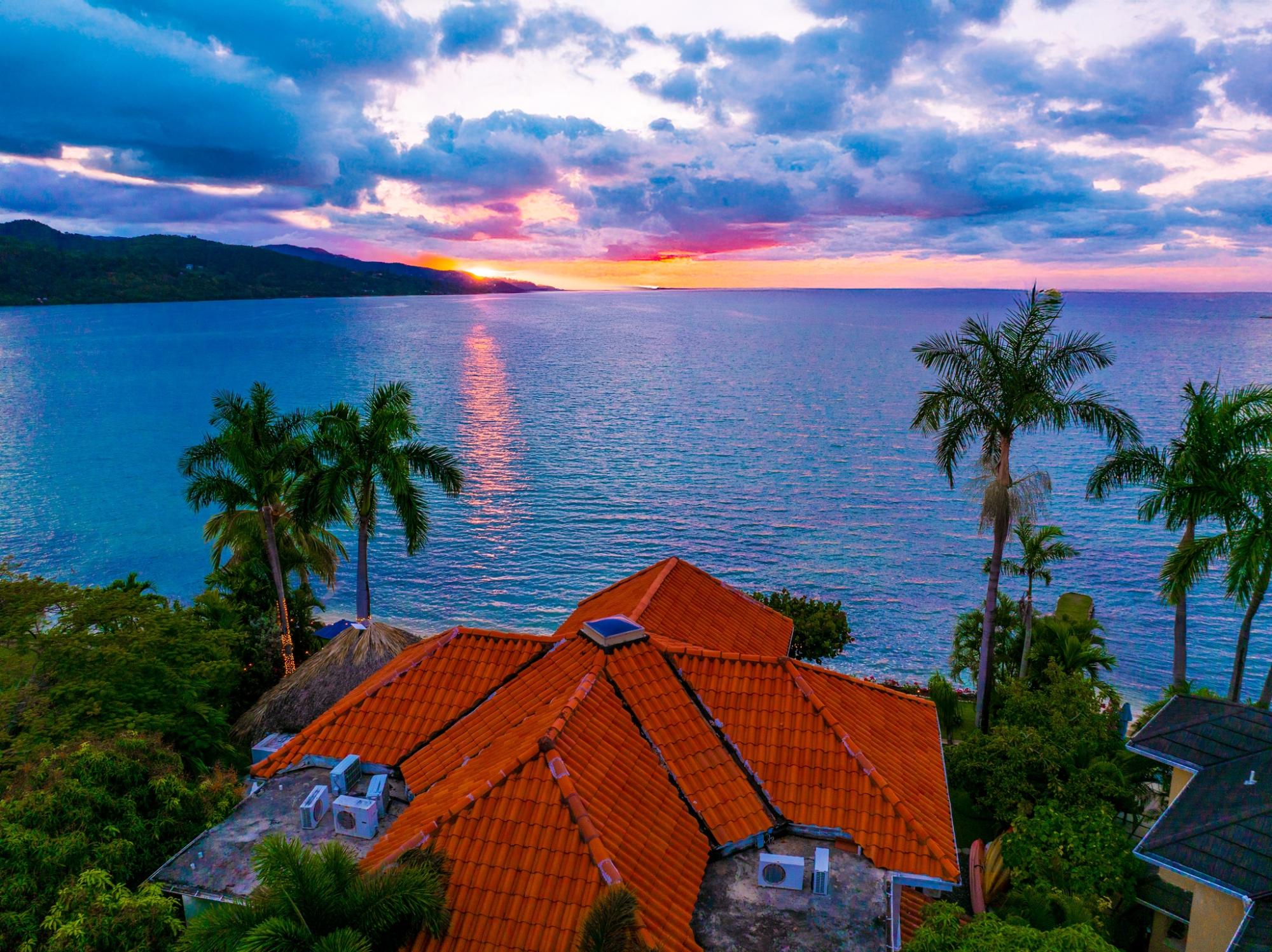 St. James, JM, 4 Bedrooms Bedrooms, ,5 BathroomsBathrooms,Residential,For Sale,1838477