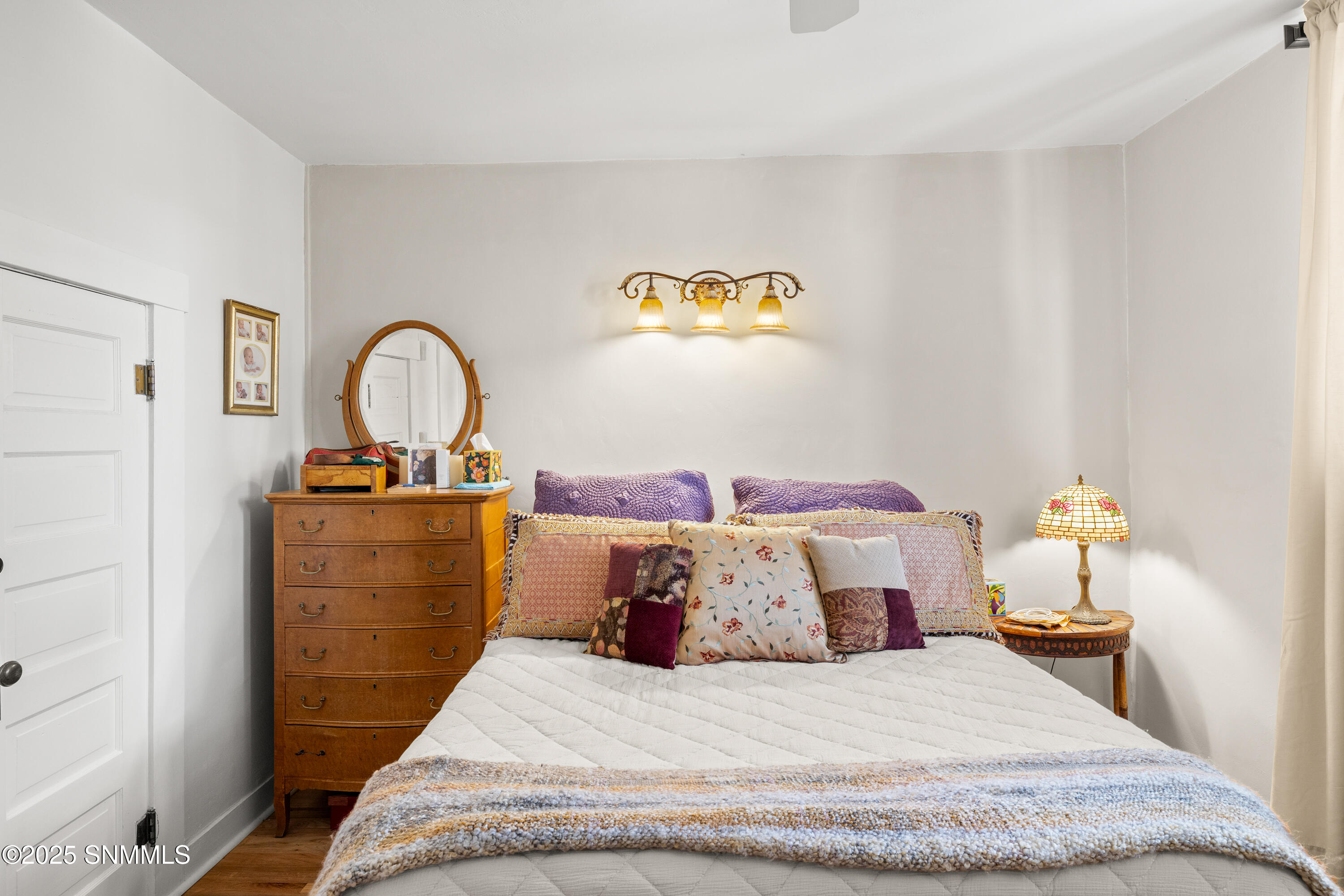 Silver City, New Mexico, 88061, United States, 5 Bedrooms Bedrooms, ,6 BathroomsBathrooms,Residential,For Sale,1986302