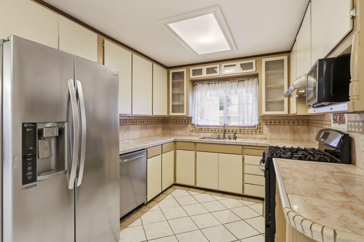 San Jose, California, 95122, United States, 4 Bedrooms Bedrooms, ,3 BathroomsBathrooms,Residential,For Sale,2002018