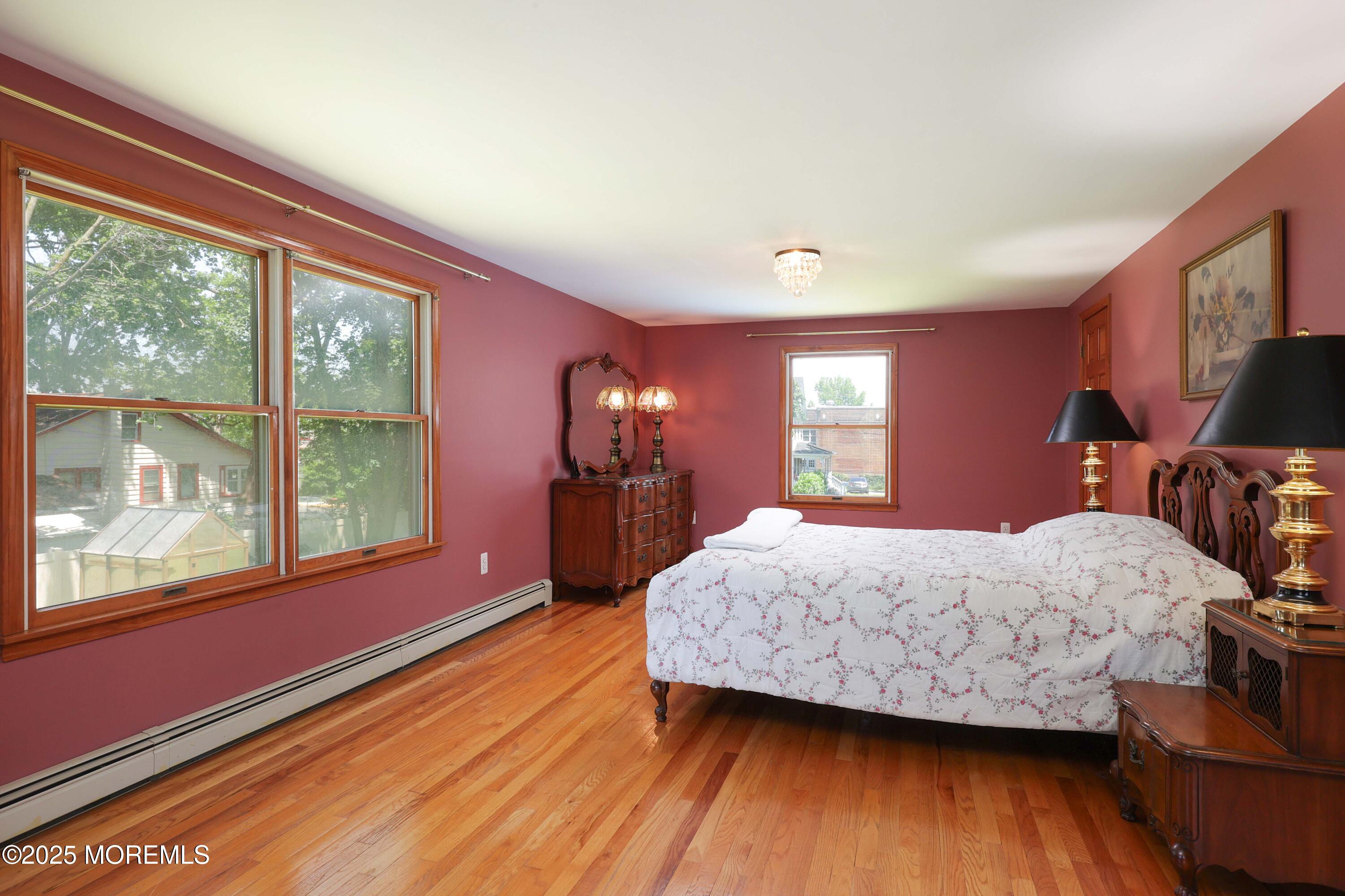 Port Monmouth, New Jersey, 07758, United States, 4 Bedrooms Bedrooms, ,3 BathroomsBathrooms,Residential,For Sale,1901599