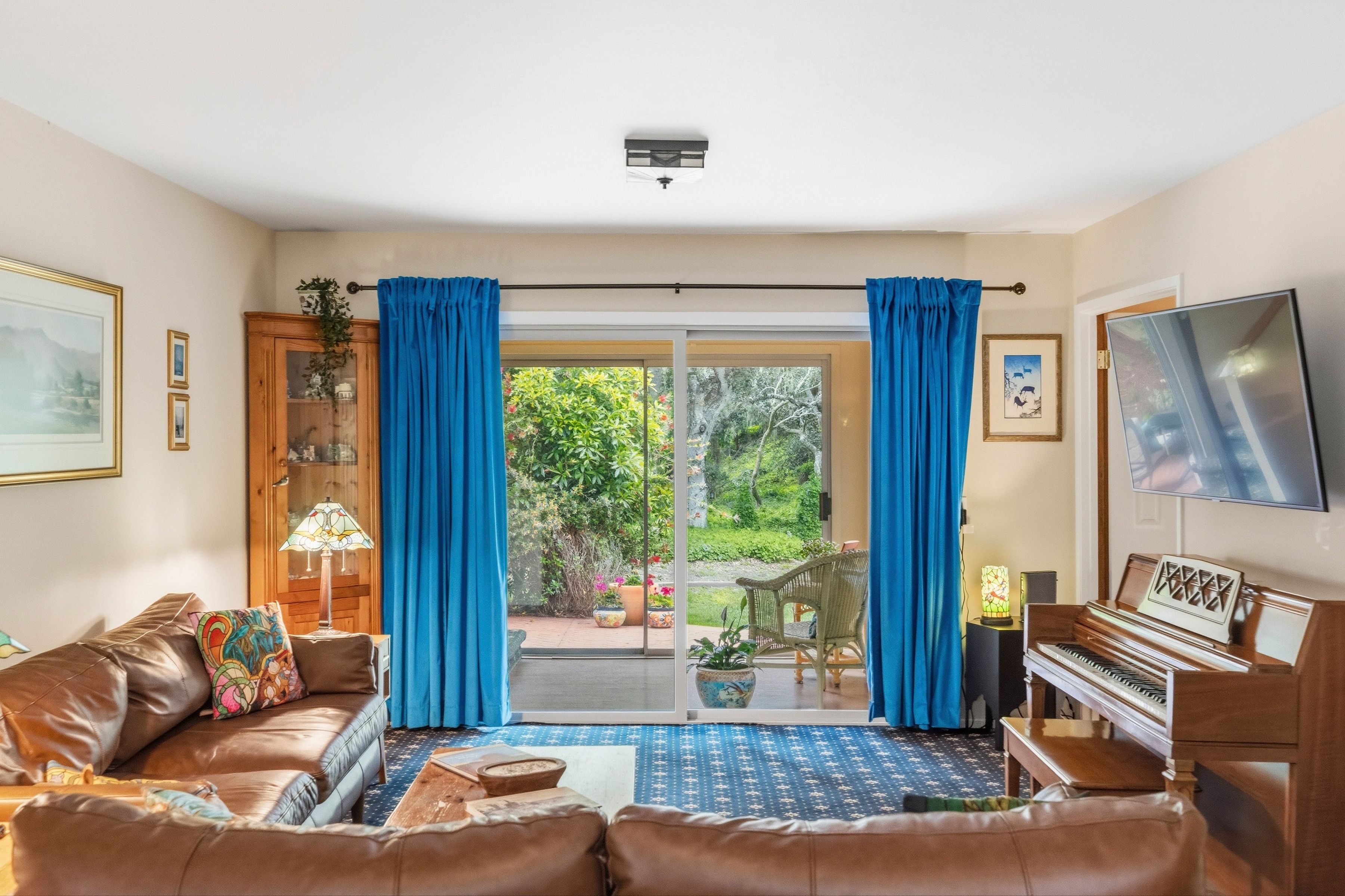  25193 Flanders Drive, Carmel - 物件實景