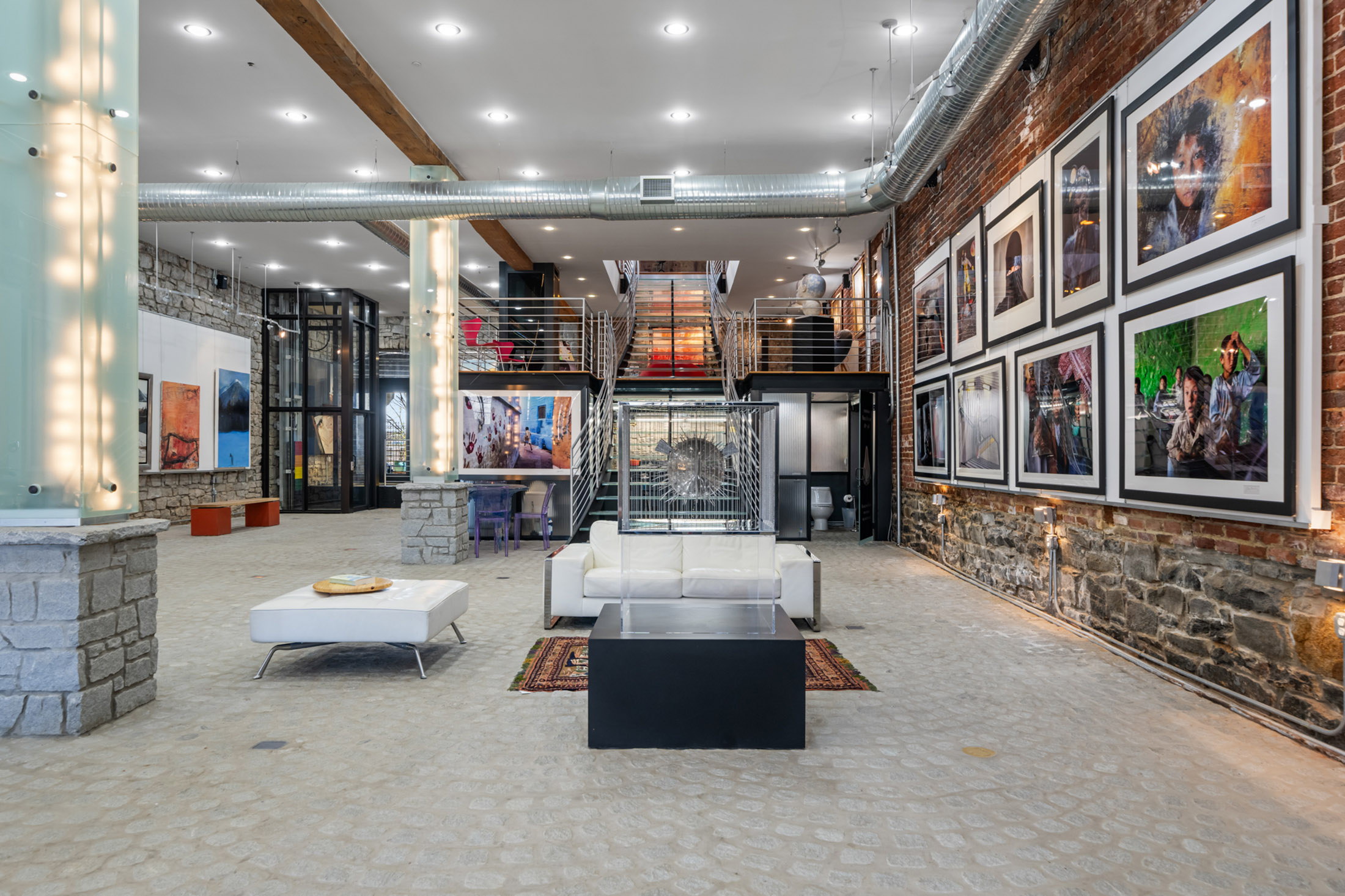  Extraordinary 1925 Landmark Live-Work Building in the Heart of Castleberry Hill - 物件實景