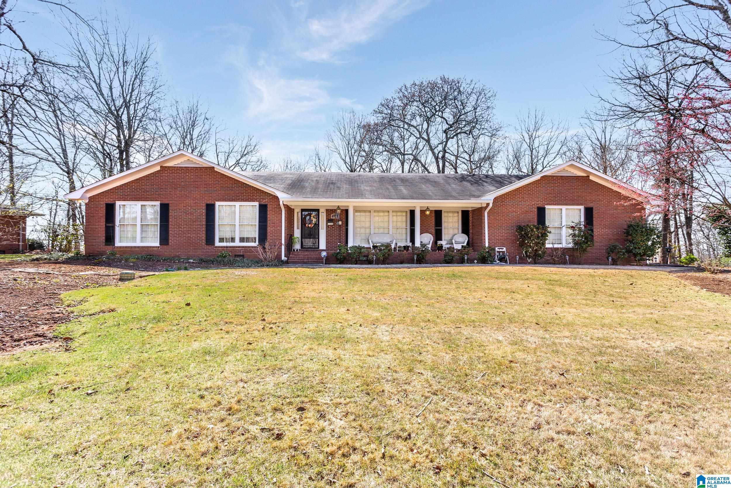Hathaway Heights Rd, Anniston, AL 36207
