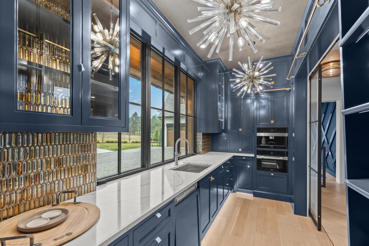 Orono, Minnesota, 55391, United States, 6 Bedrooms Bedrooms, ,3 BathroomsBathrooms,Residential,For Sale,2000639