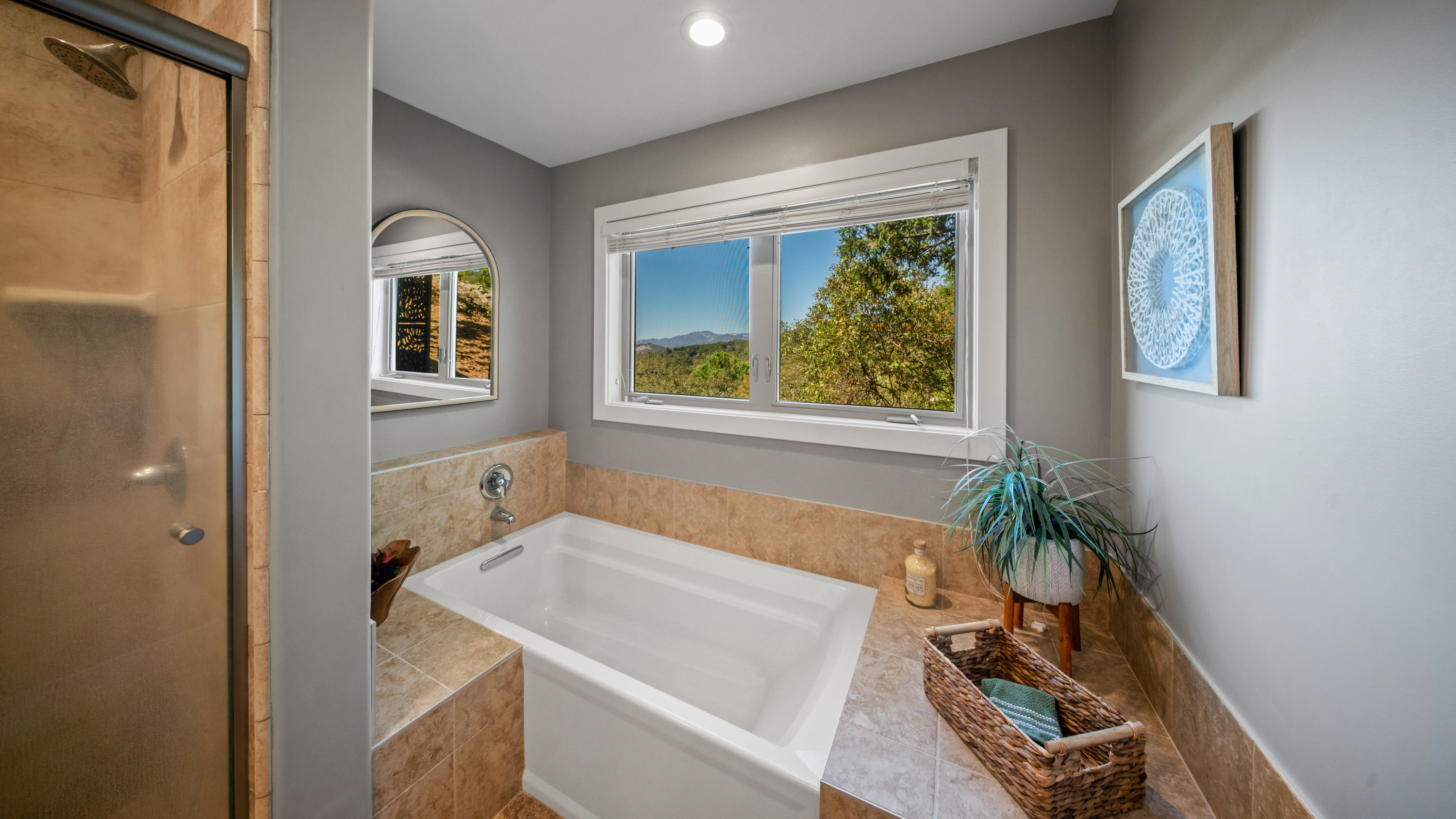  Panoramic Sonoma Views & Income-Producing ADU - 物件實景
