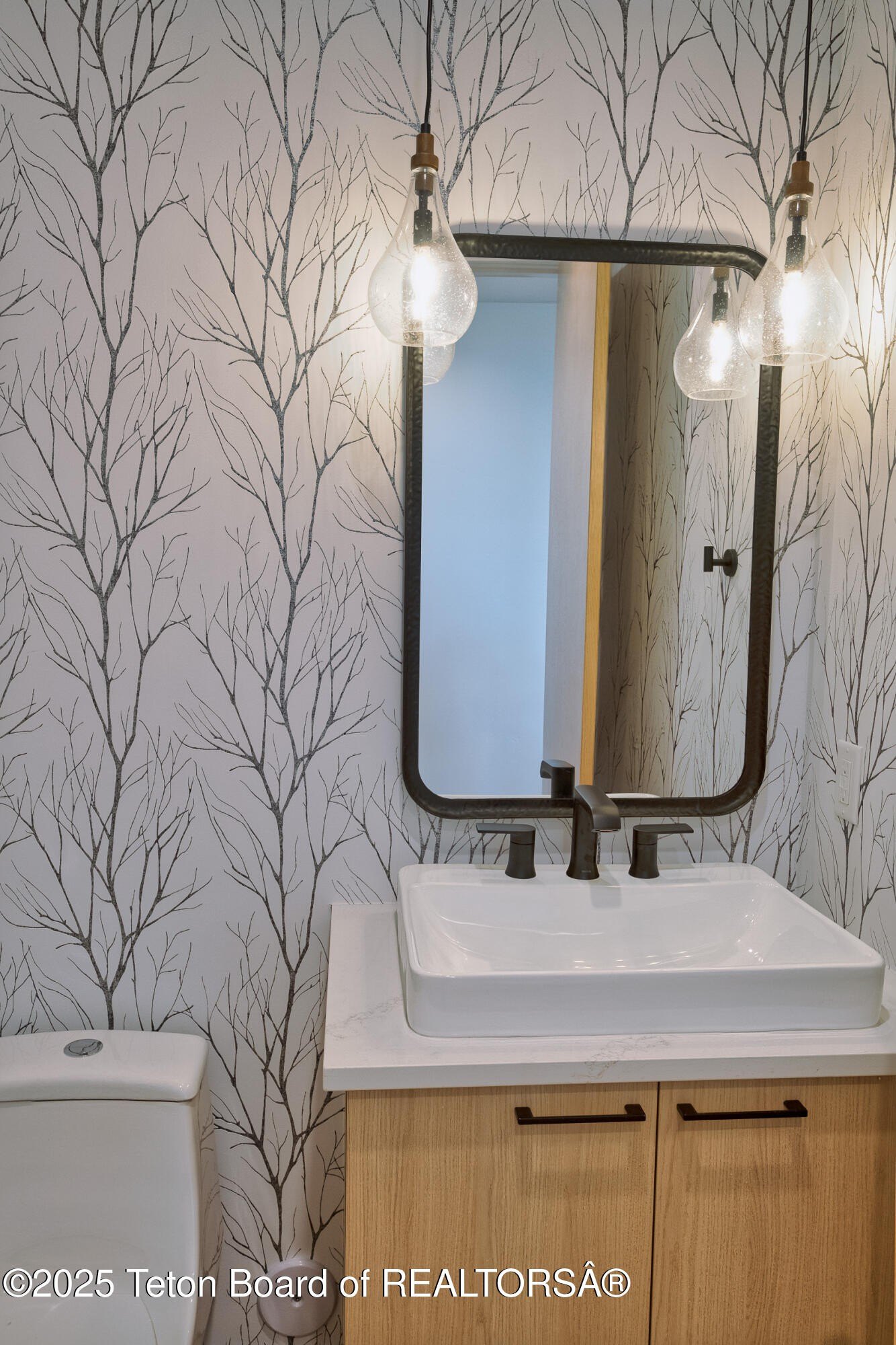 Victor, Idaho, 83455, United States, 4 Bedrooms Bedrooms, ,4 BathroomsBathrooms,Residential,For Sale,1979120