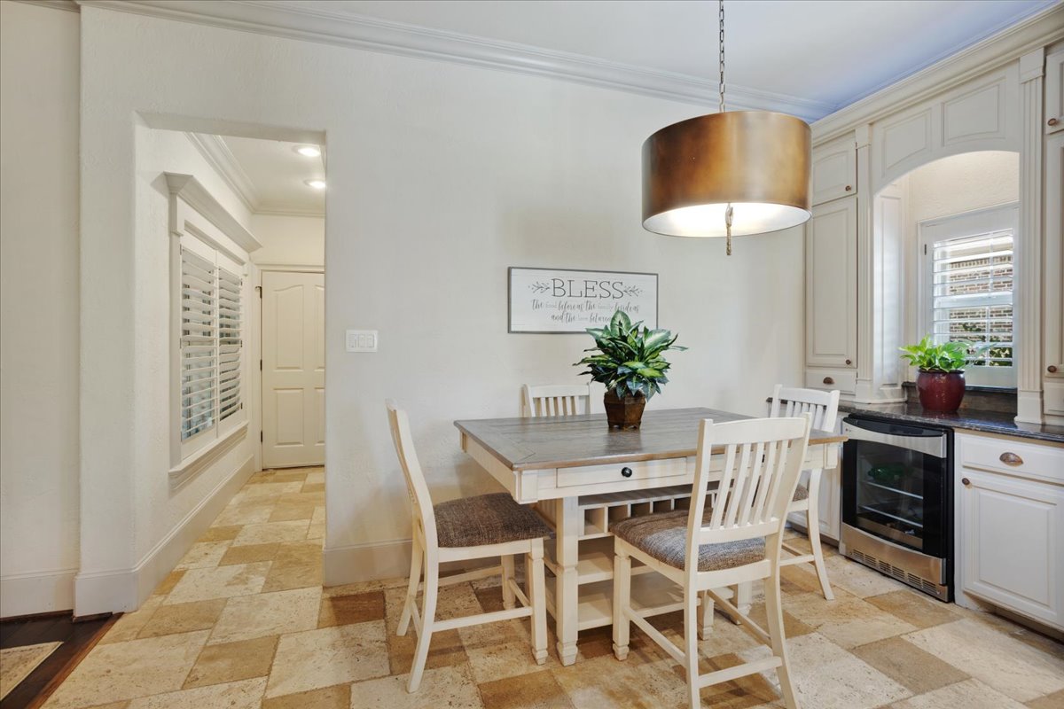 Sherman, Texas, 75092, United States, 3 Bedrooms Bedrooms, ,3 BathroomsBathrooms,Residential,For Sale,1973794