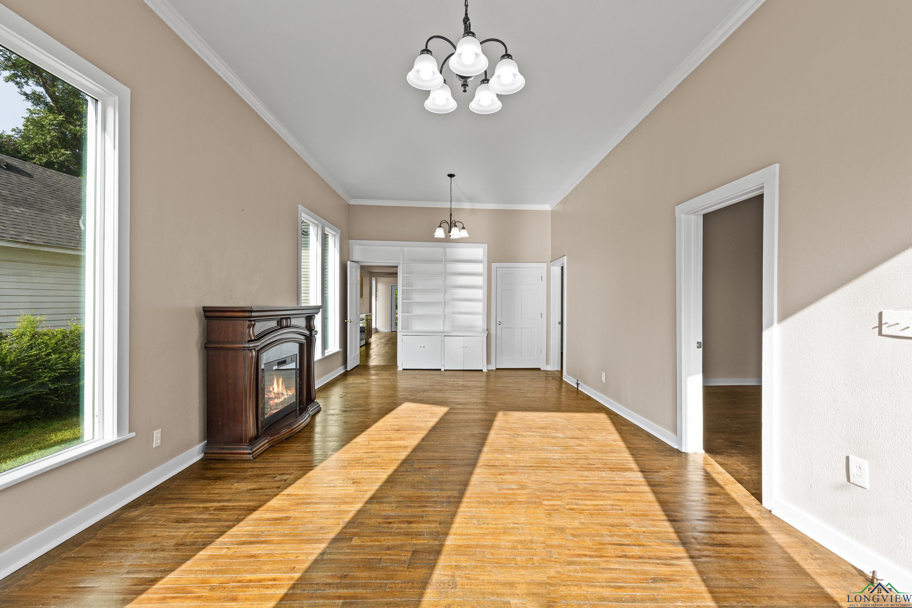 Jefferson, Texas, 75657, United States, 4 Bedrooms Bedrooms, ,5 BathroomsBathrooms,Residential,For Sale,1868474