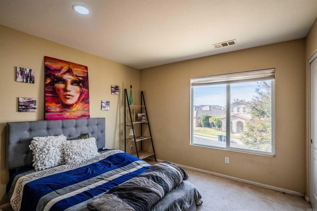 Hemet, California, 92545, United States, 5 Bedrooms Bedrooms, ,3 BathroomsBathrooms,Residential,For Sale,1877252