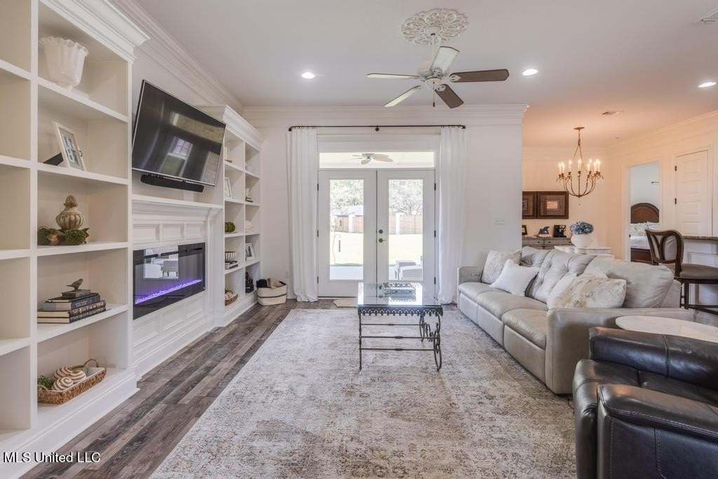 Biloxi, Mississippi, 39531, United States, 4 Bedrooms Bedrooms, ,3 BathroomsBathrooms,Residential,For Sale,1974223