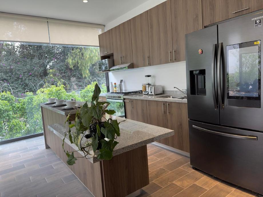 Atizapán de Zaragoza, Estado de méxico, 52927, Mexico, 3 Bedrooms Bedrooms, ,2 BathroomsBathrooms,Residential,For Sale,1995660