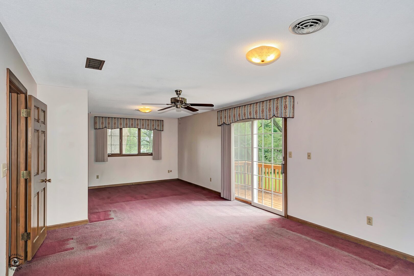 St. Anne, Illinois, 60964, United States, 4 Bedrooms Bedrooms, ,4 BathroomsBathrooms,Residential,For Sale,1901313