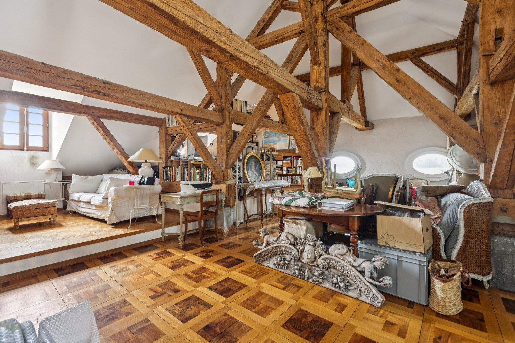  RENOVATED CHARACTERFUL VILLAGE HOUSE - 物件實景