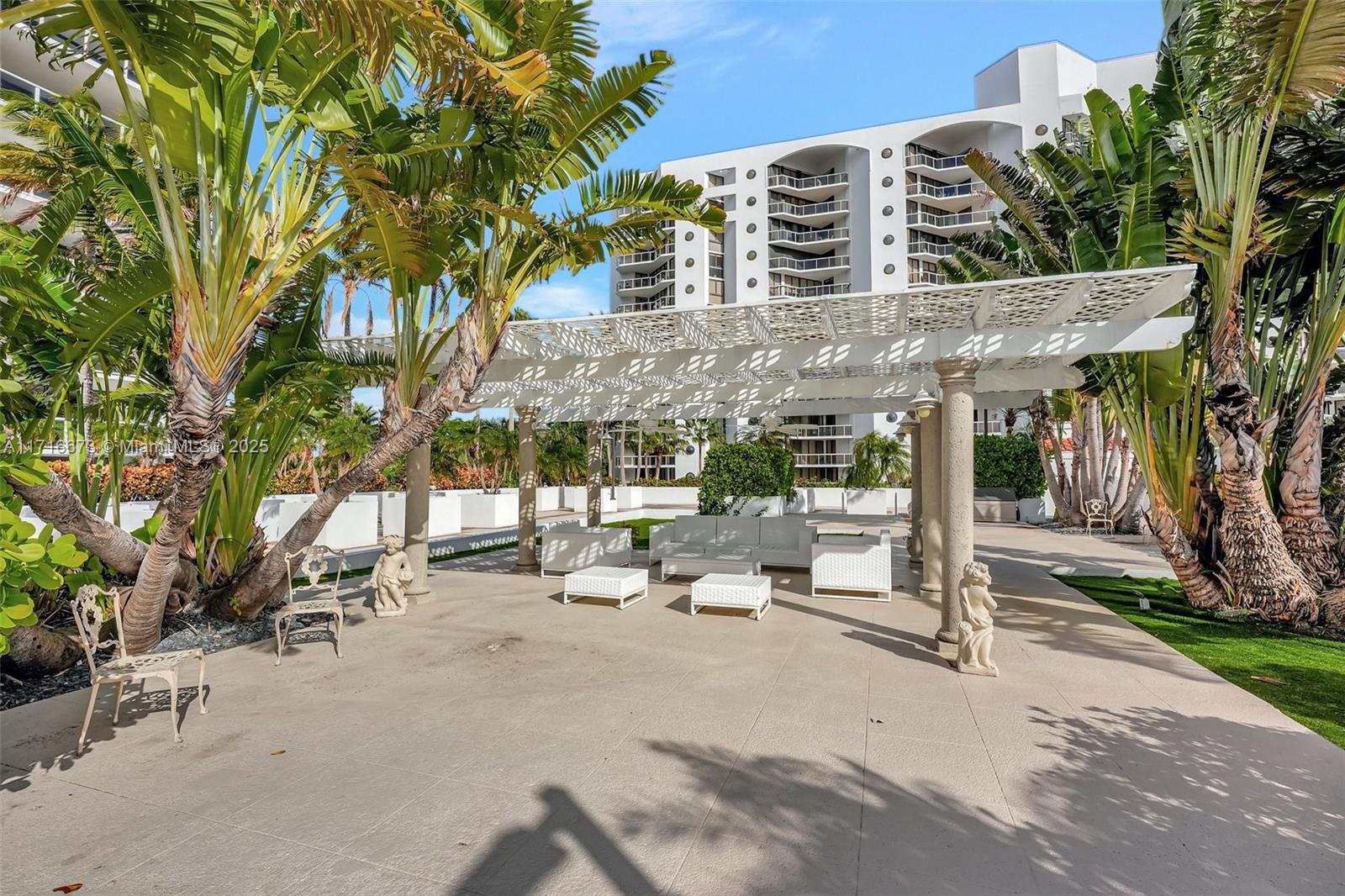 3598 Yacht Club Dr Unit 1901, Aventura, Florida, 33180, United States, 2 Bedrooms Bedrooms, ,2 BathroomsBathrooms,Residential,For Sale,3598 Yacht Club Dr Unit 1901,1679447