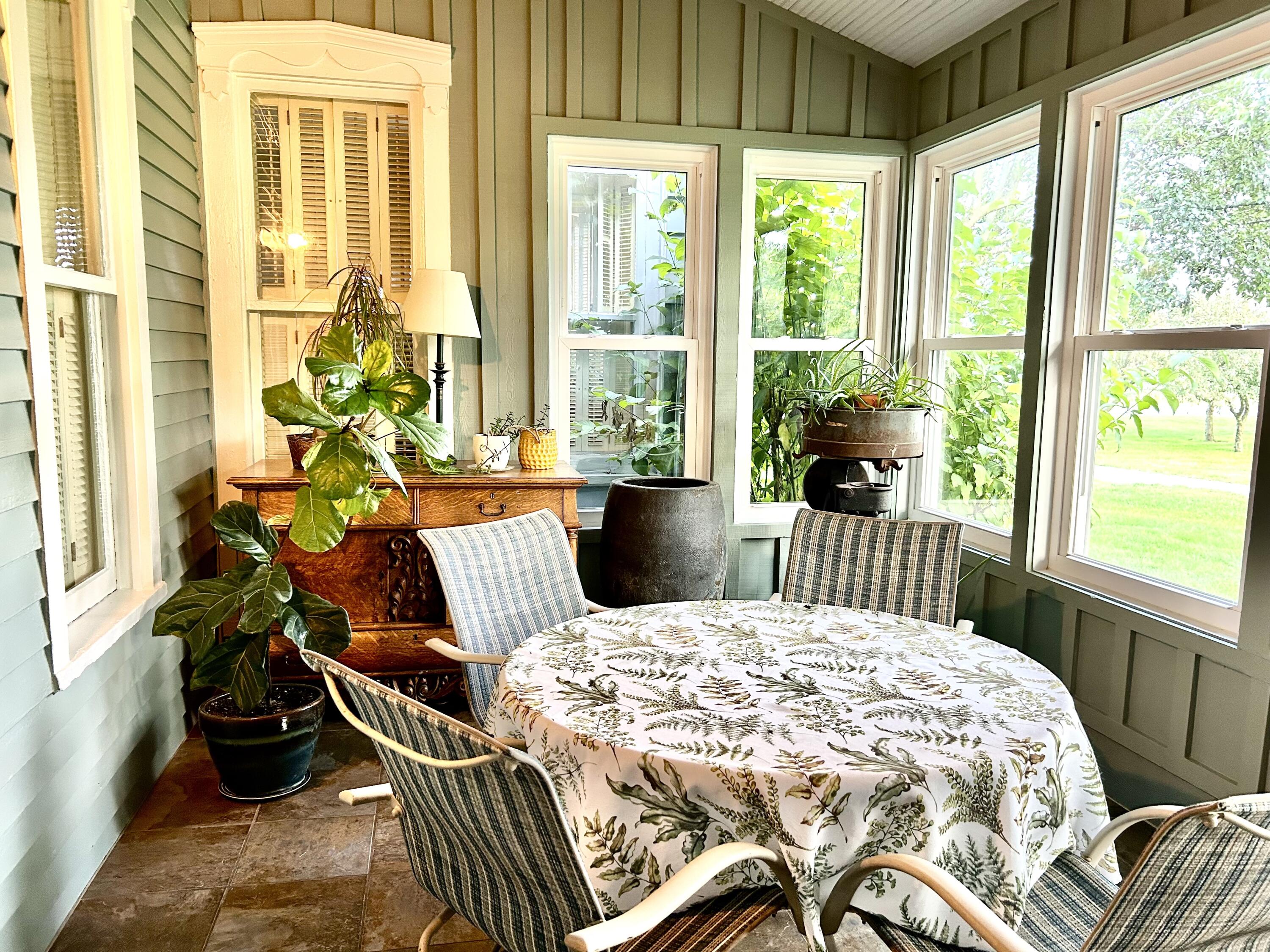 Ida, Michigan, 48140, United States, 4 Bedrooms Bedrooms, ,3 BathroomsBathrooms,Residential,For Sale,1973909