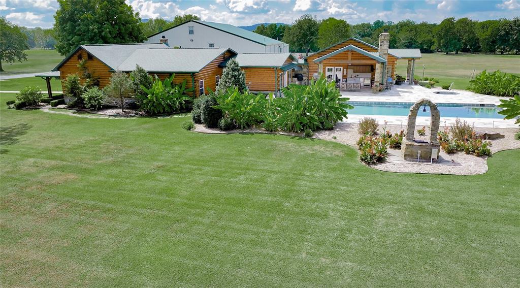 Fort Gibson, Oklahoma, 74434, United States, 2 Bedrooms Bedrooms, ,3 BathroomsBathrooms,Residential,For Sale,1982810