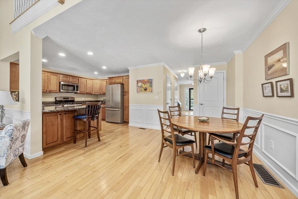 Marshfield, Massachusetts, 02050, United States, 2 Bedrooms Bedrooms, ,3 BathroomsBathrooms,Residential,For Sale,1938601