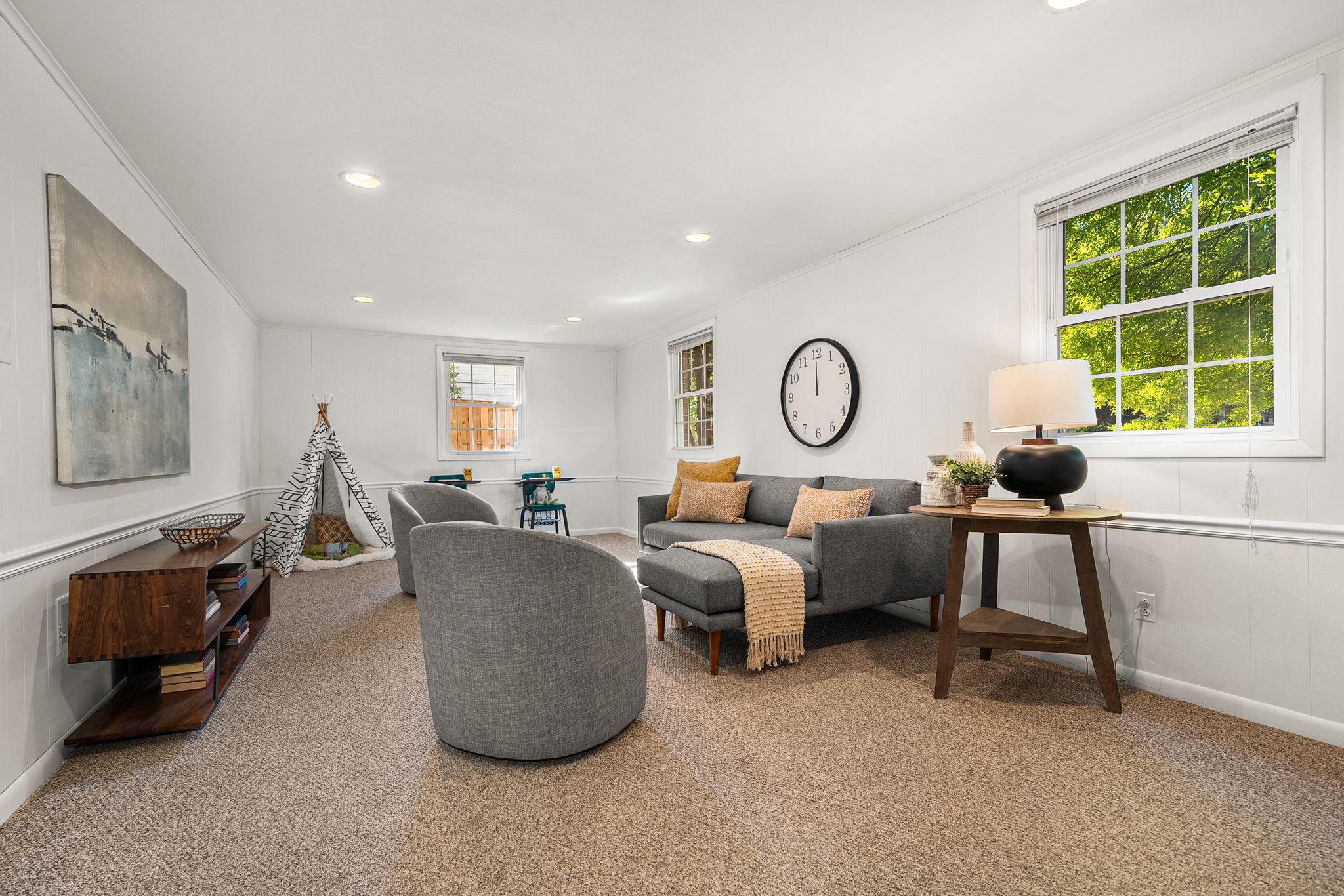 914 Waynewood Boulevard, Alexandria, VA, 22308 - 物件實景