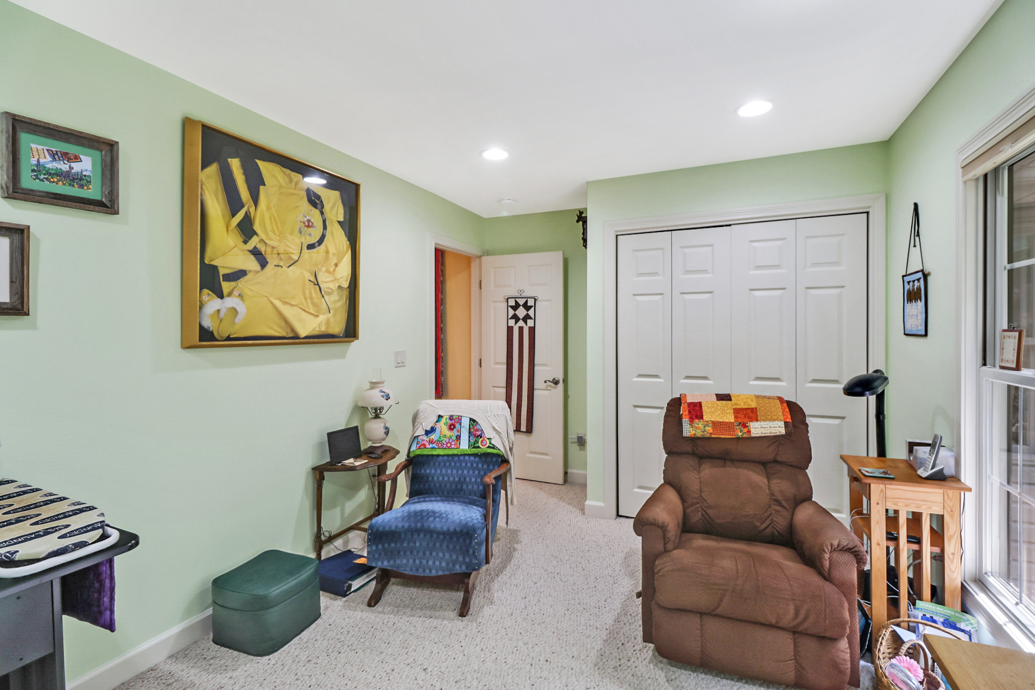 Crossville, Tennessee, 38558, United States, 3 Bedrooms Bedrooms, ,2 BathroomsBathrooms,Residential,For Sale,1975656