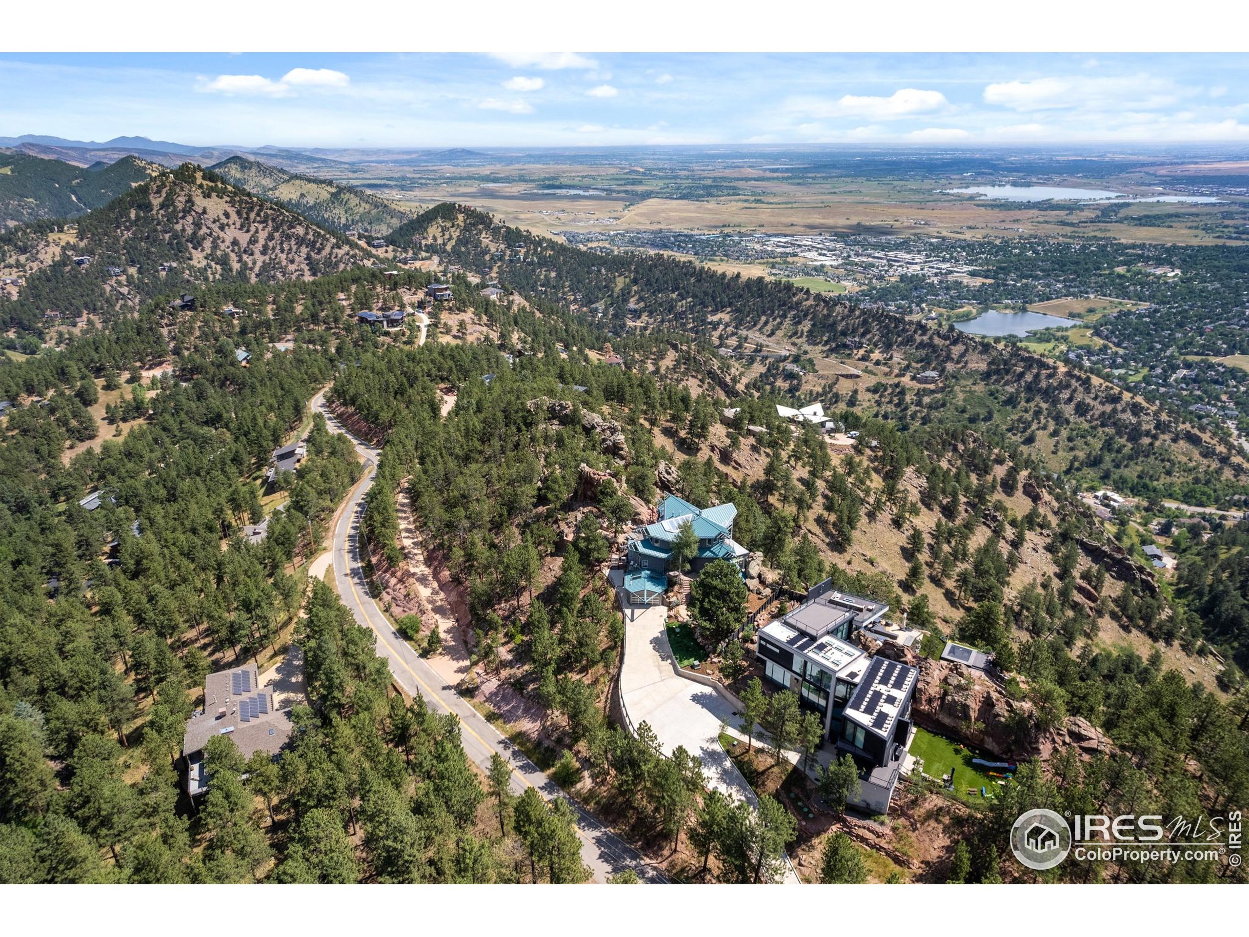 Boulder, Colorado, 80304, United States, 4 Bedrooms Bedrooms, ,3 BathroomsBathrooms,Residential,For Sale,1902087