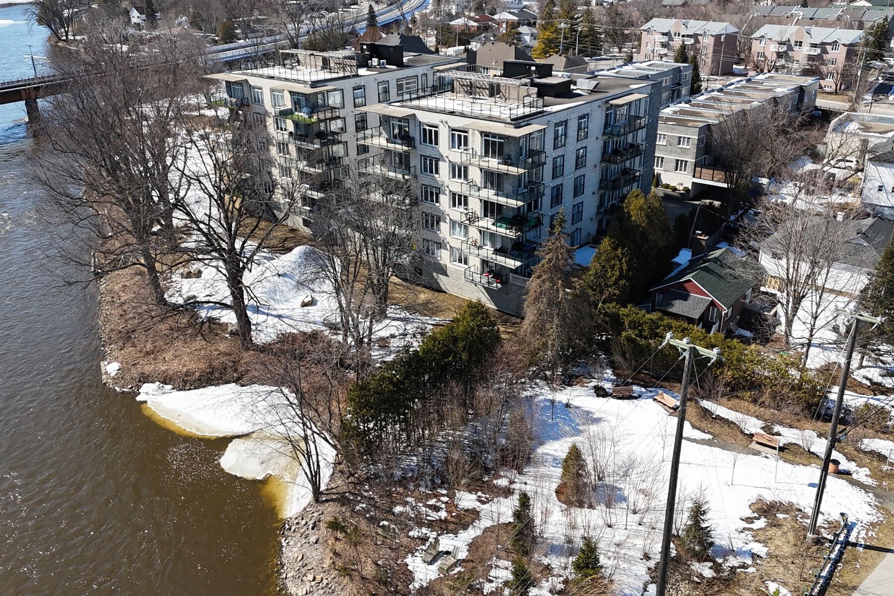  Sainte-Dorothée, Laval - 物件實景