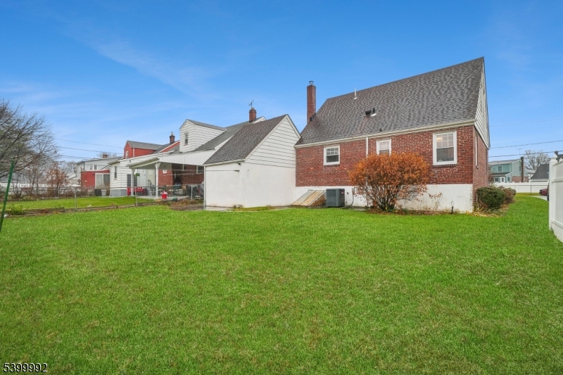 Union Twp., New Jersey, 07083, United States, 4 Bedrooms Bedrooms, ,2 BathroomsBathrooms,Residential,For Sale,2001957