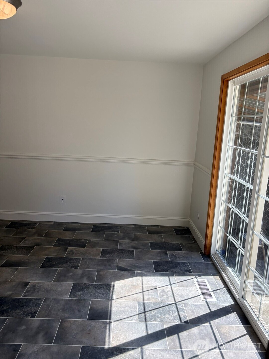 Tacoma, Washington, 98498, United States, 4 Bedrooms Bedrooms, ,3 BathroomsBathrooms,Residential,For Sale,1951496