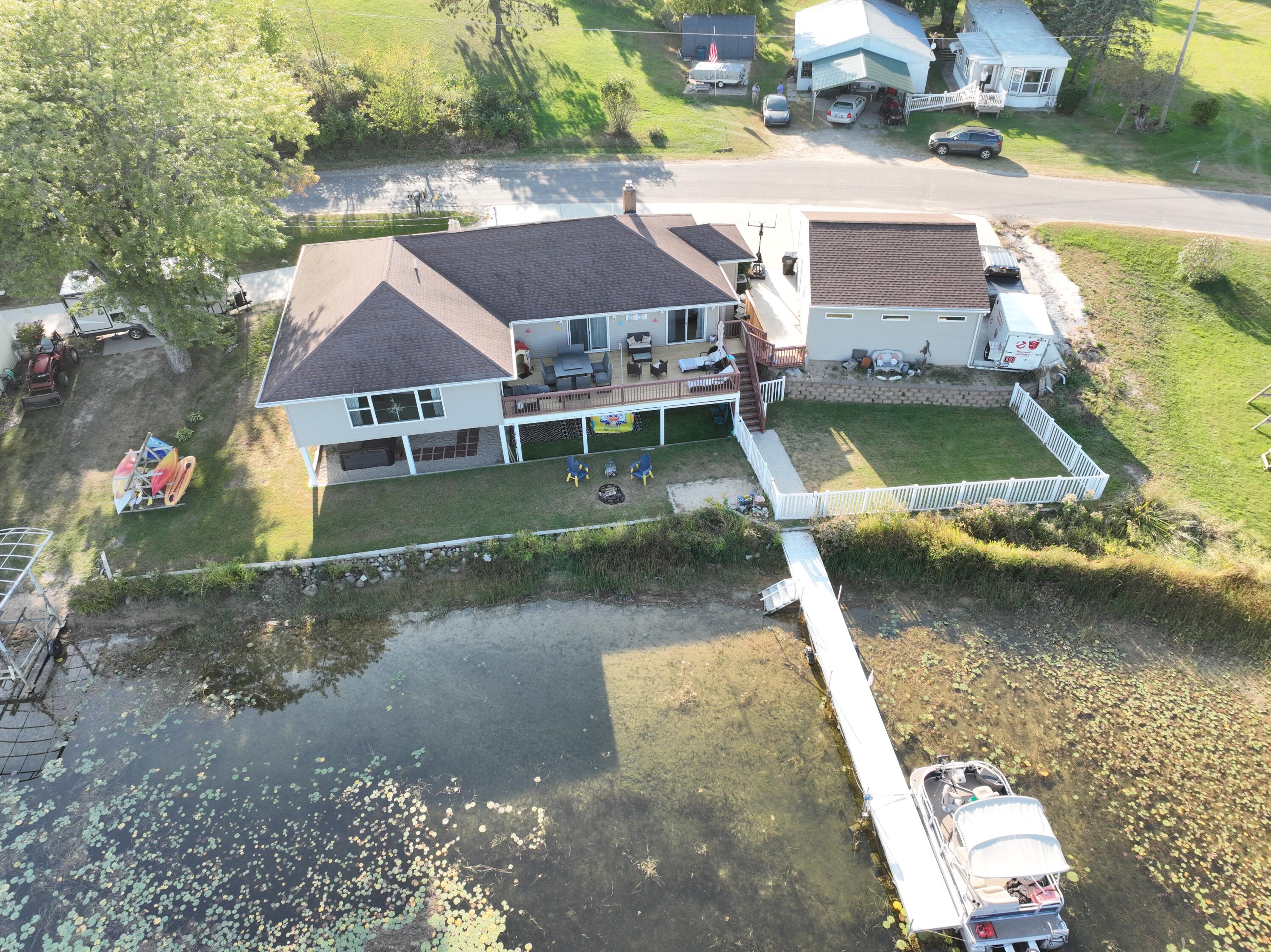 Fremont, Michigan, 49412, United States, 3 Bedrooms Bedrooms, ,2 BathroomsBathrooms,Residential,For Sale,1743034