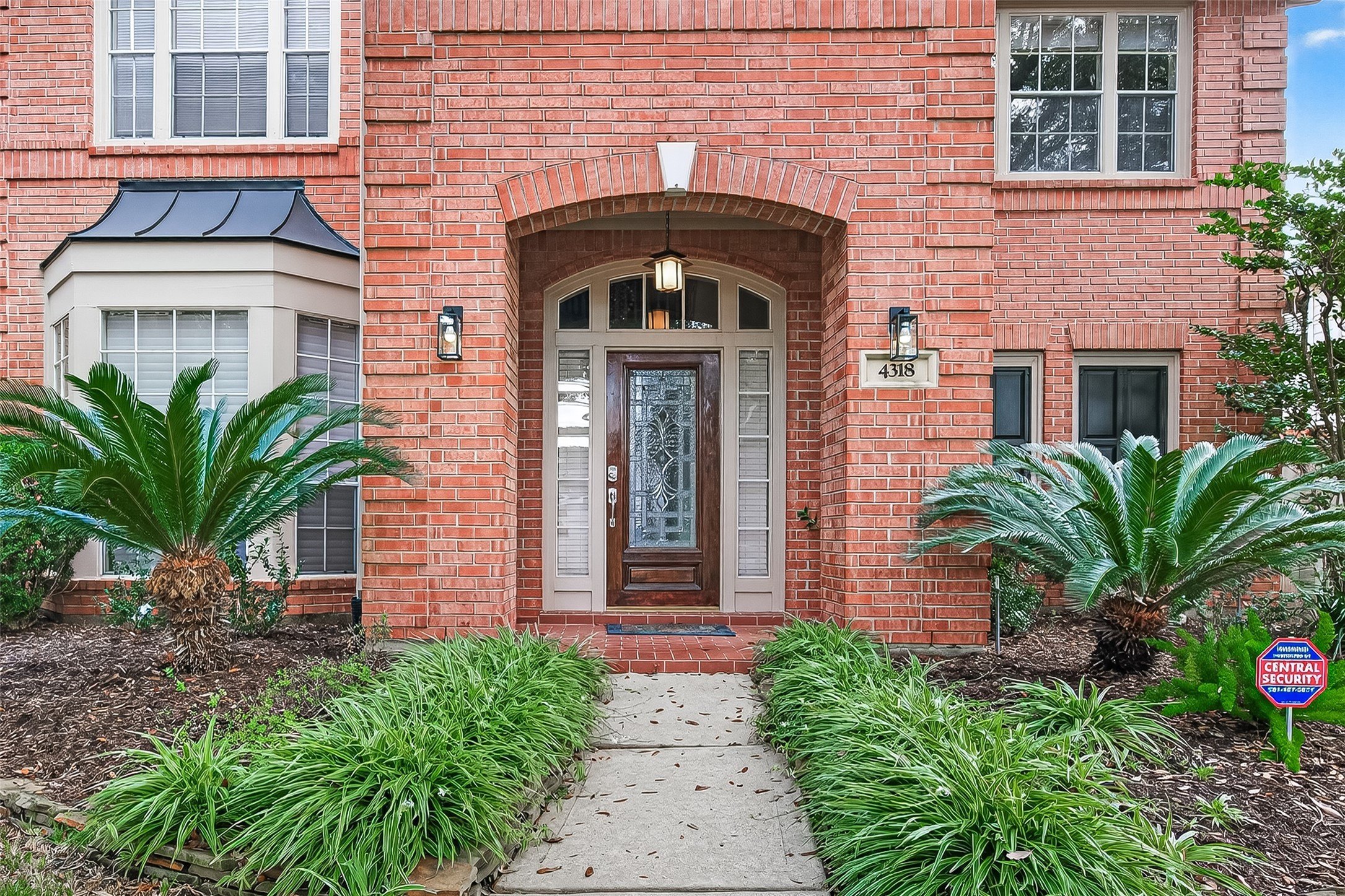 Sugar Land, Texas, 77479, United States, 4 Bedrooms Bedrooms, ,4 BathroomsBathrooms,Residential,For Sale,2006249