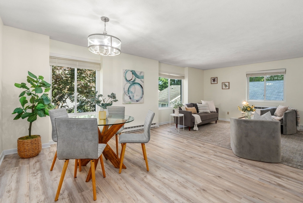 Concord, Massachusetts, 01742, United States, 2 Bedrooms Bedrooms, ,2 BathroomsBathrooms,Residential,For Sale,1896071