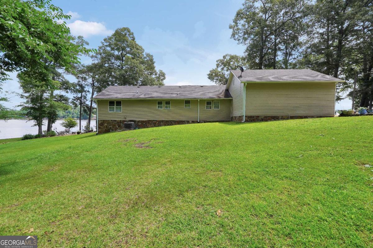 Jackson, Georgia, 30233, United States, 3 Bedrooms Bedrooms, ,2 BathroomsBathrooms,Residential,For Sale,1981672