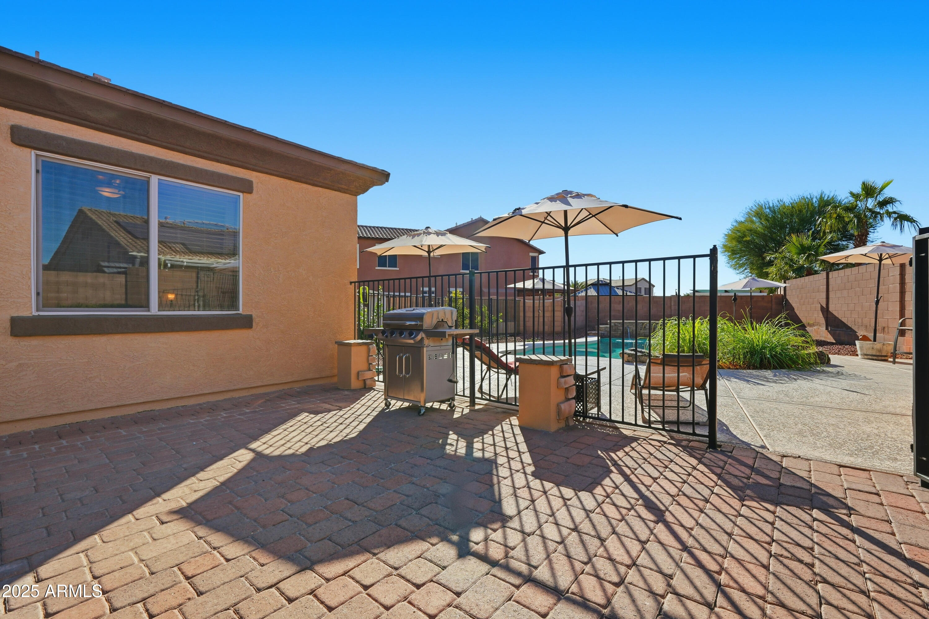 Goodyear, Arizona, 85338, United States, 4 Bedrooms Bedrooms, ,2 BathroomsBathrooms,Residential,For Sale,1989327